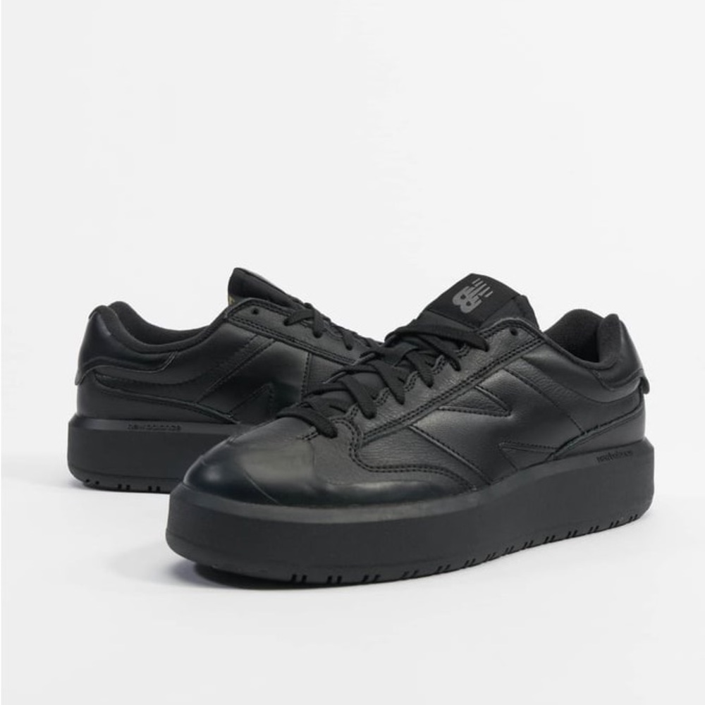 BNWT New Balance CT302 (/CT302LB), Triple Black